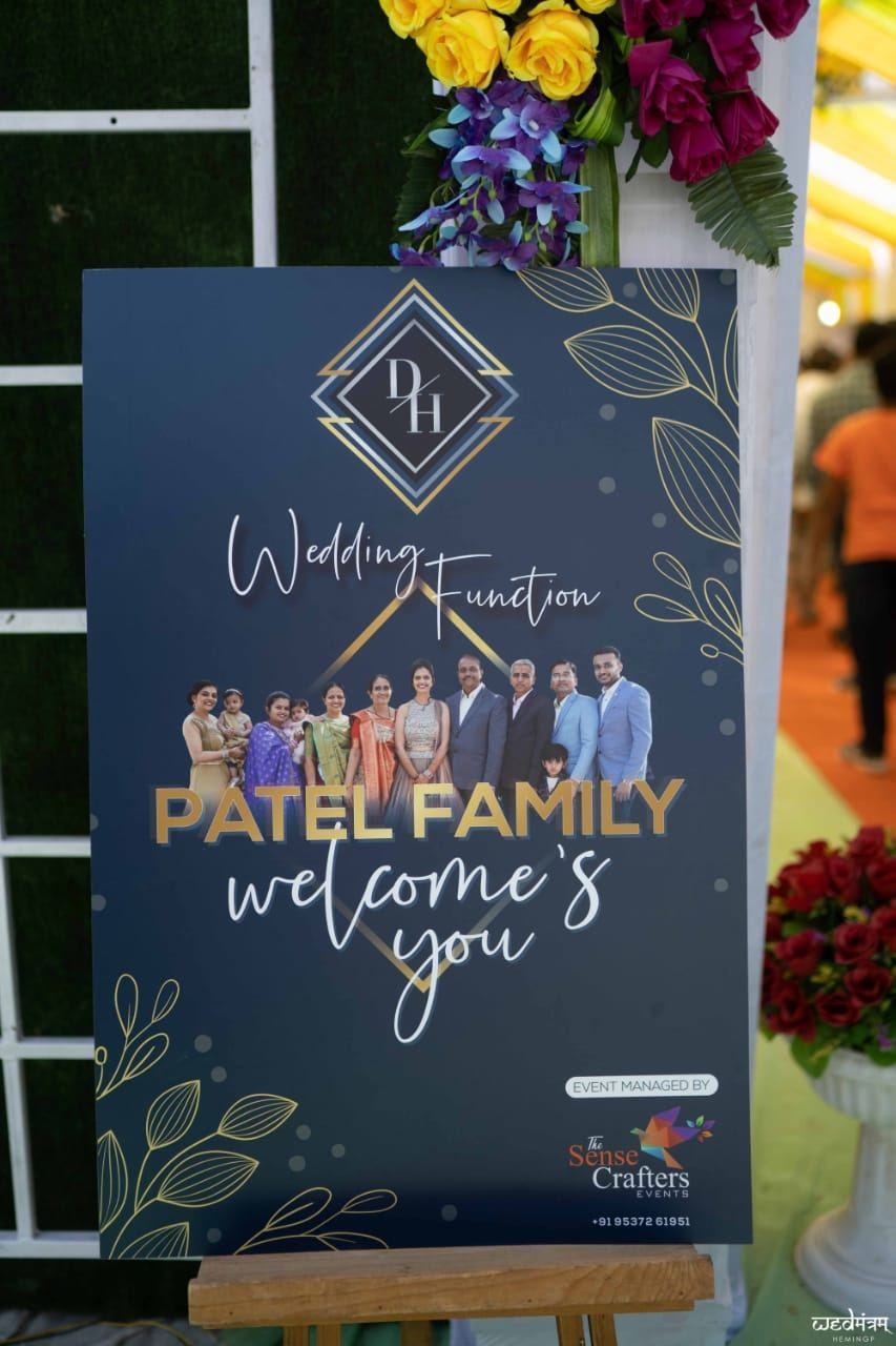 Signage and welcome